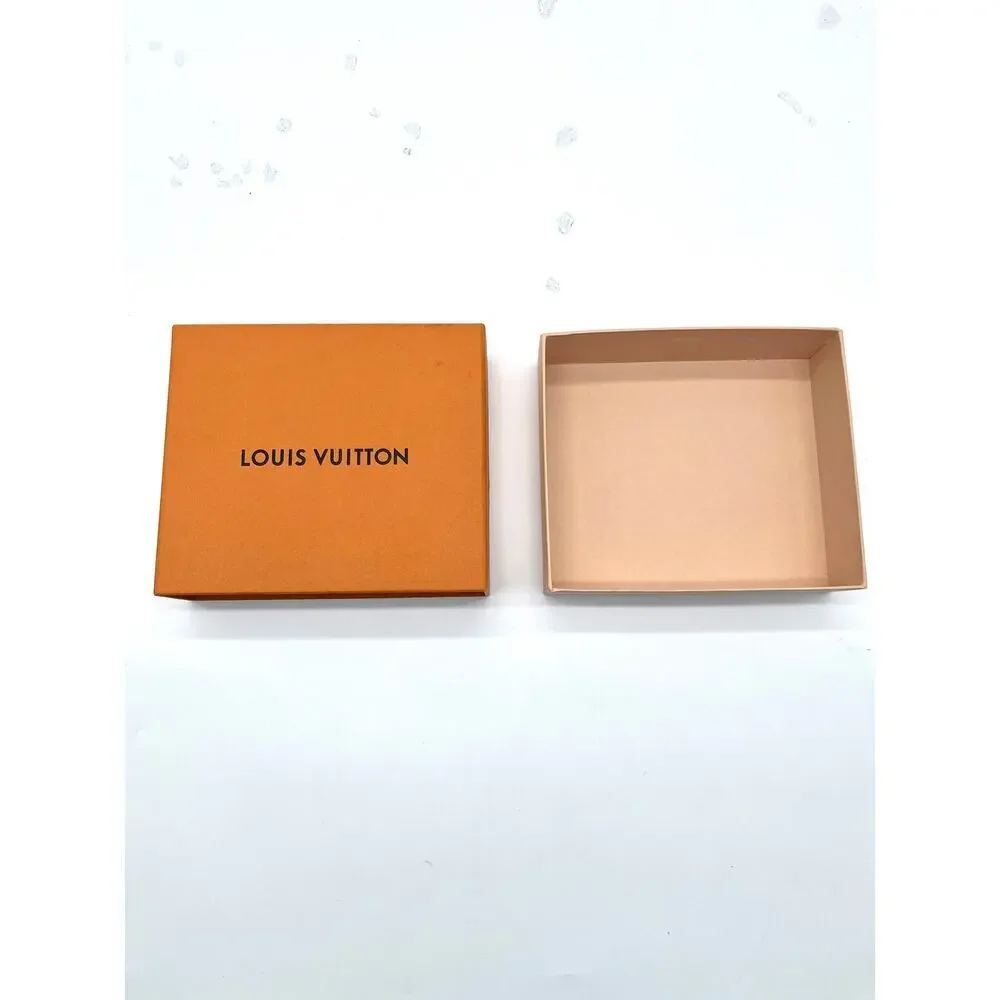 LOUIS VUITTON Gift Box Set and Ribbon